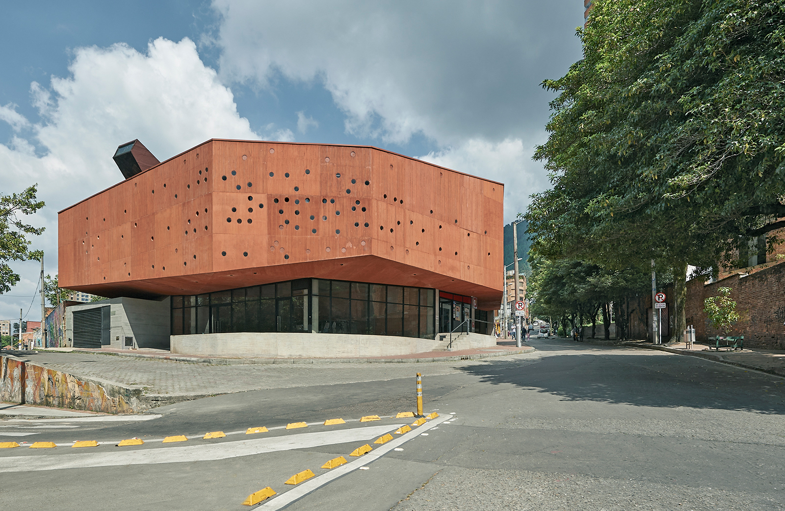 Office Building Macarena  Bogotá Colombia